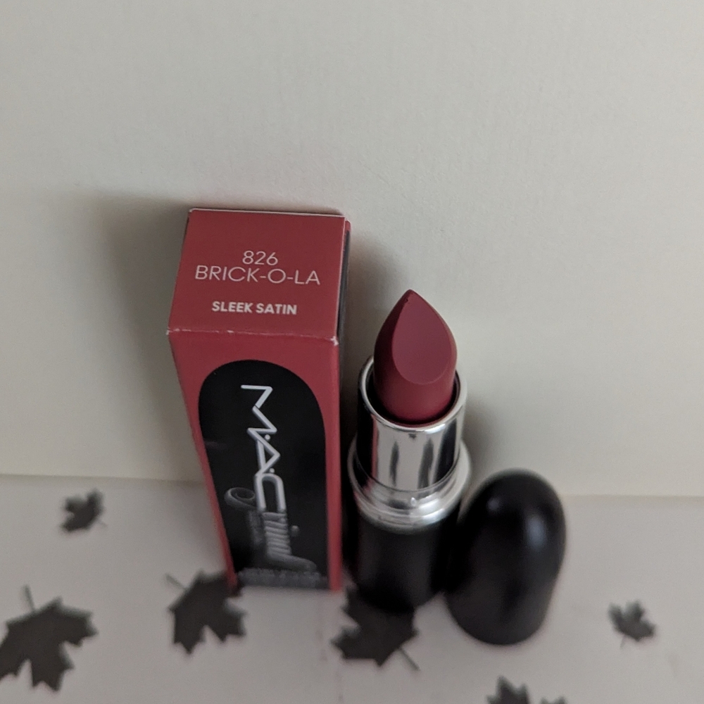 MAC MACximal Sleek Satin Lipstick - 826 Brick-O-La